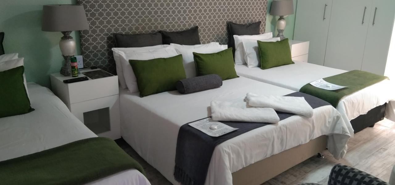 Mitchell'S Guesthouse 파로우 외부 사진