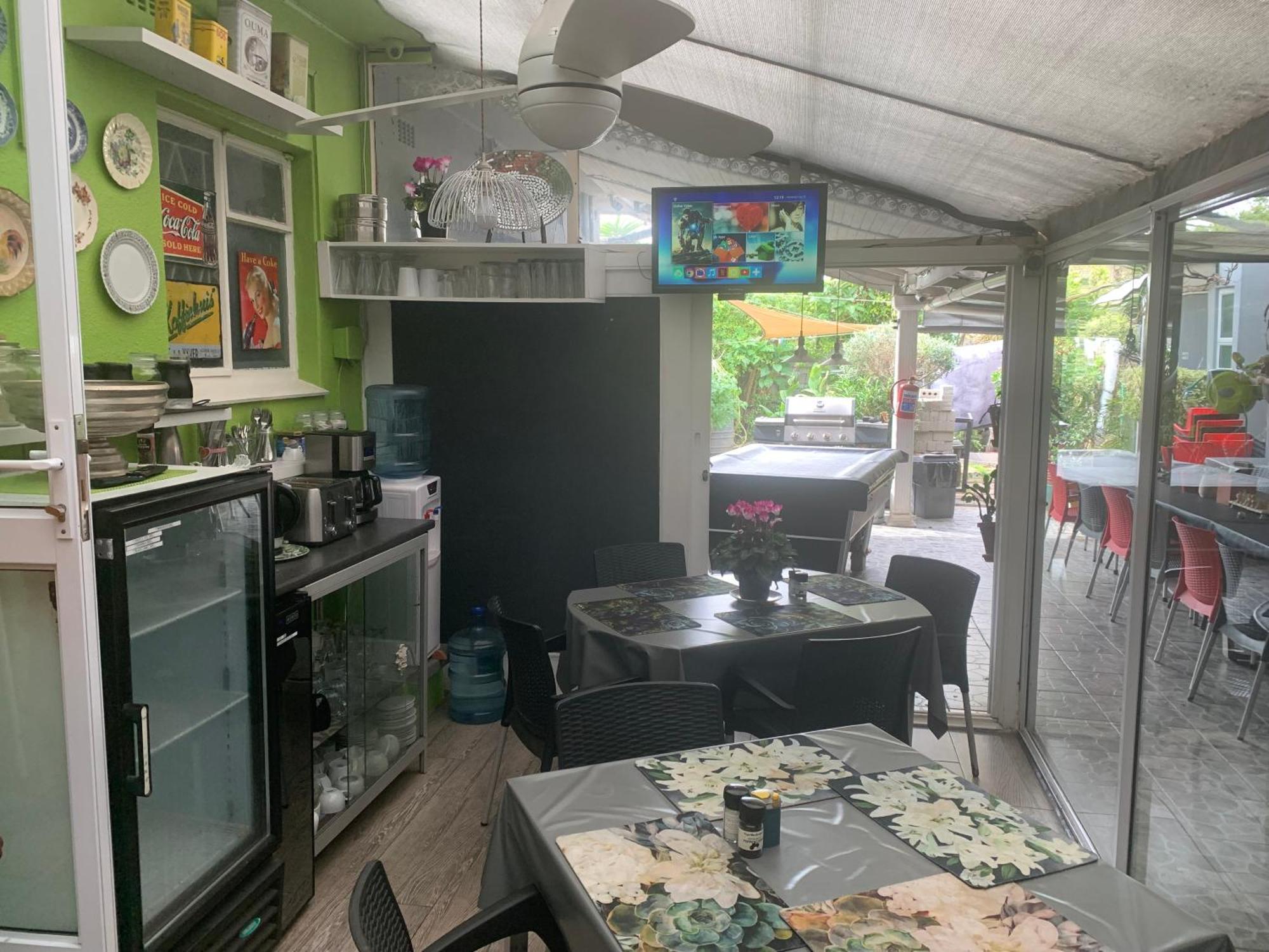 Mitchell'S Guesthouse 파로우 외부 사진