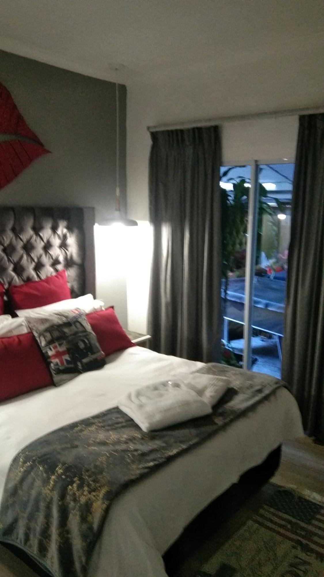 Mitchell'S Guesthouse 파로우 외부 사진